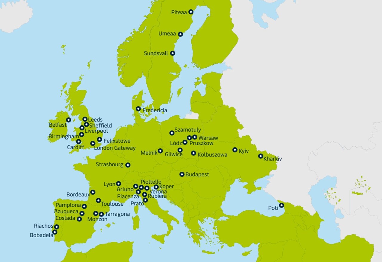 Europe inland services map road